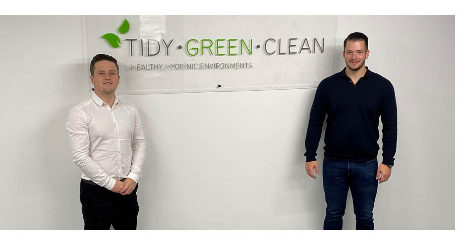 tidy green clean men workers
